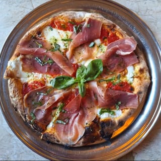 12 - Prosciutto di Parma Pizza