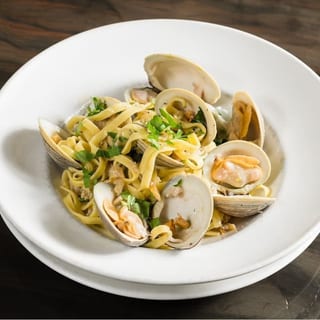 Linguini Clam Sauce (Pasta Vongole)